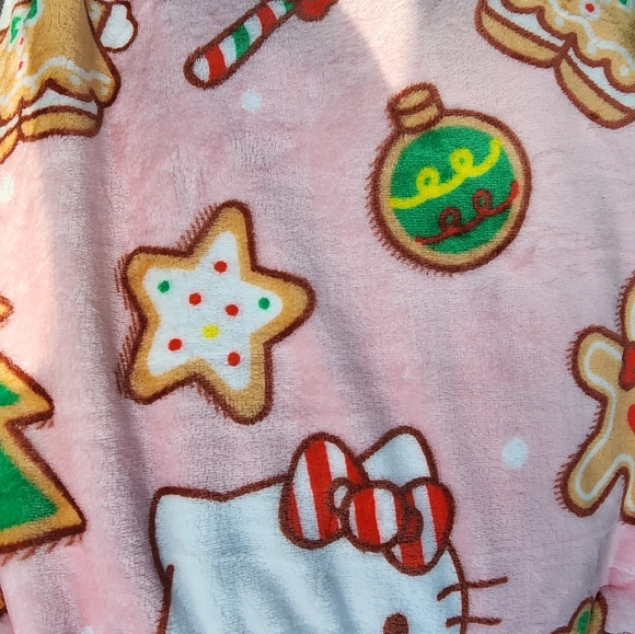 Pink Hello Kitty Christmas Gingerbread Cookie Blanket - Picture 6 of 6